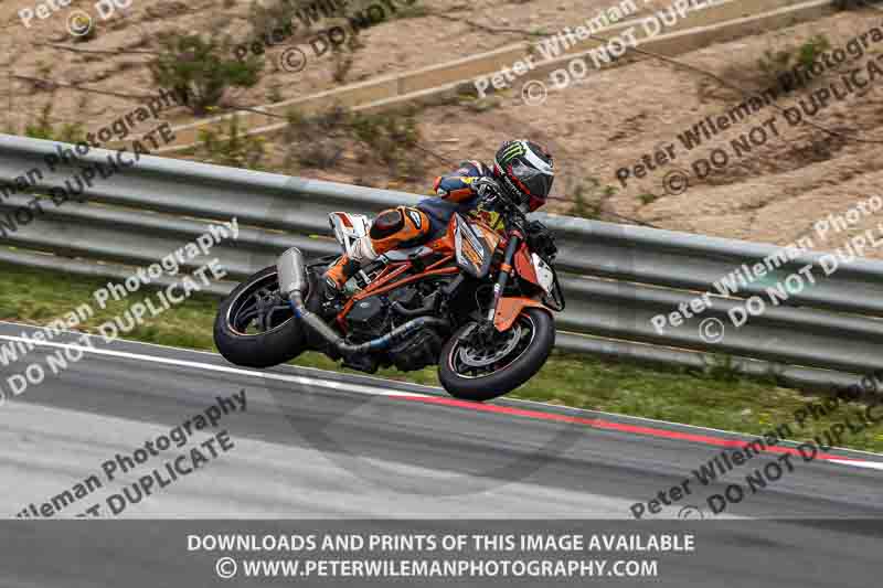 cadwell no limits trackday;cadwell park;cadwell park photographs;cadwell trackday photographs;enduro digital images;event digital images;eventdigitalimages;navarra;no limits trackdays;peter wileman photography;racing digital images;trackday digital images;trackday photos